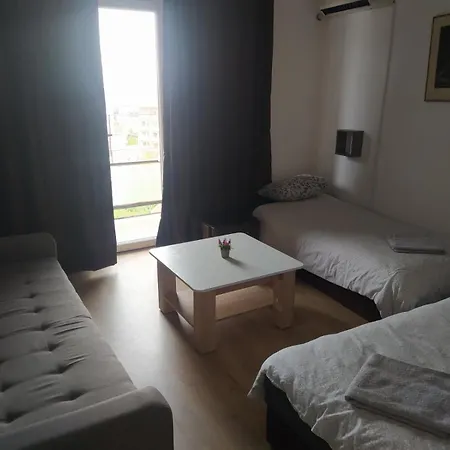 Parrot Building 홈스테이 *