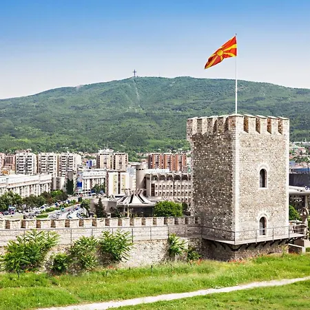 With Great View Shared Bathroom No Parking Homestay Skopje