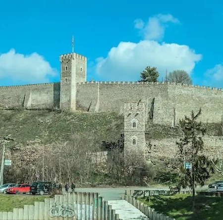 Δωμάτια σε οικογενειακή κατοικία With Great View Shared Bathroom No Parking
