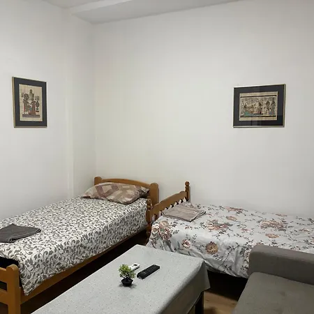 With Great View Shared Bathroom No Parking Homestay Skopje
