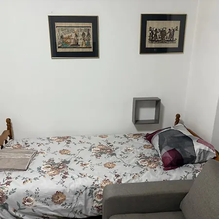 Homestay With Great View Shared Bathroom No Parking Skopje