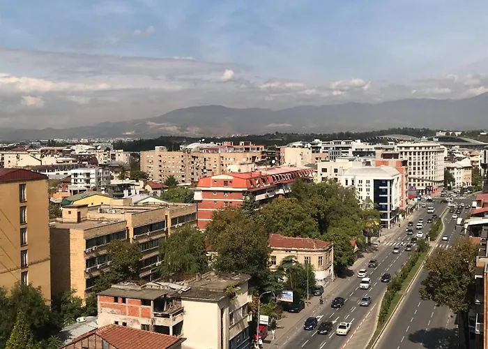 בית אירוח Parrot Building *