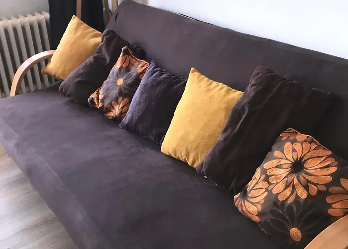 Parrot Building בית אירוח *