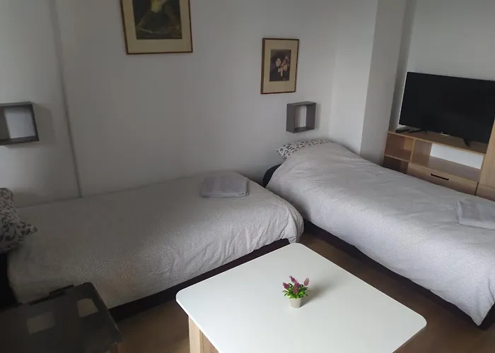 Homestay Parrot Building Skopje