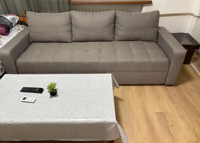 Homestay Parrot Building Skopje