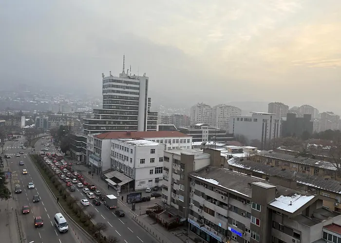 Parrot Building Скоп'є